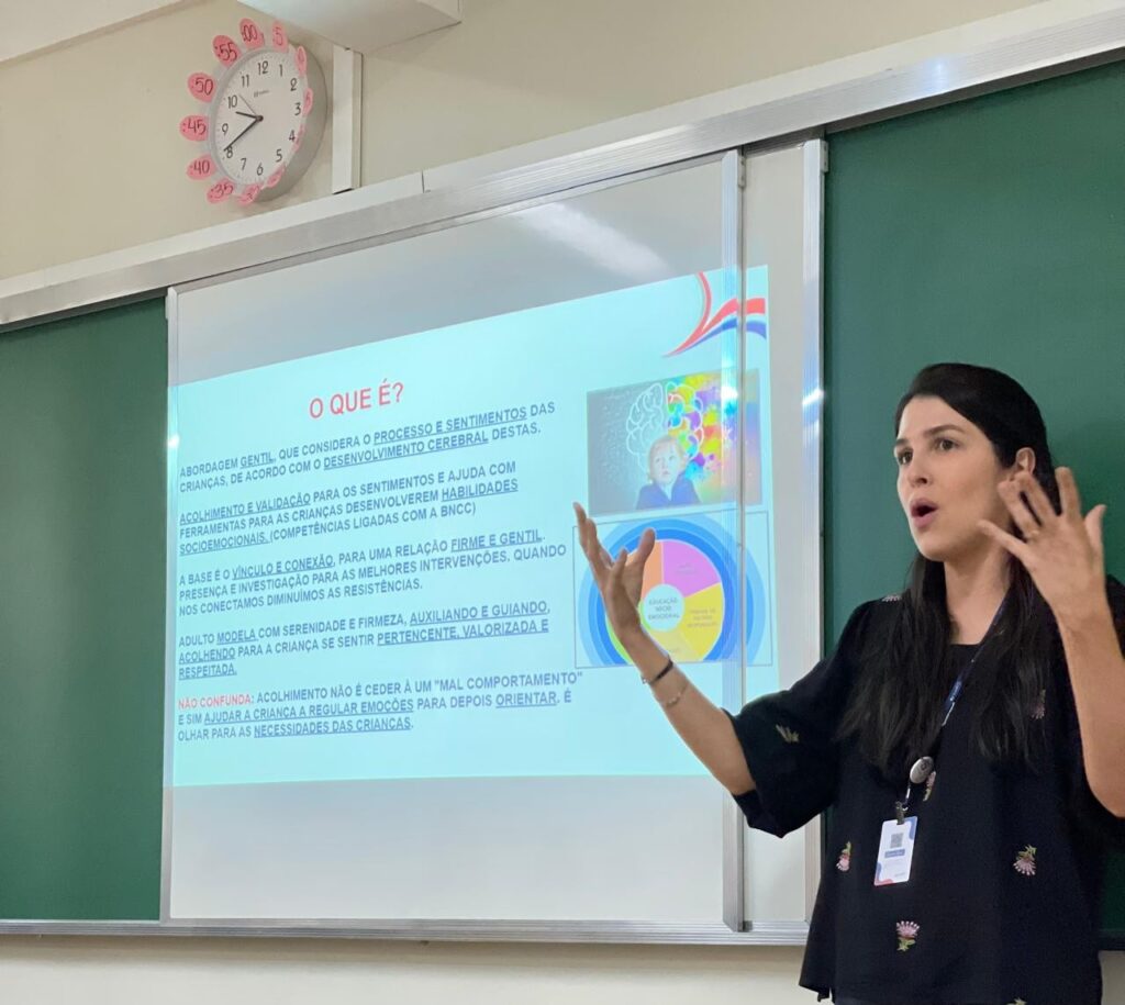 Gunila Alvarez palestrando